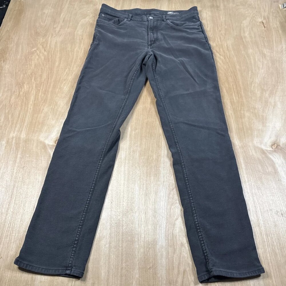 Faherty Slim Straight Jeans in Charcoal Gray